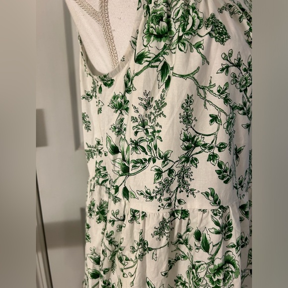 Gal Meets Glam Lisa Dress - Picture 11 of 15